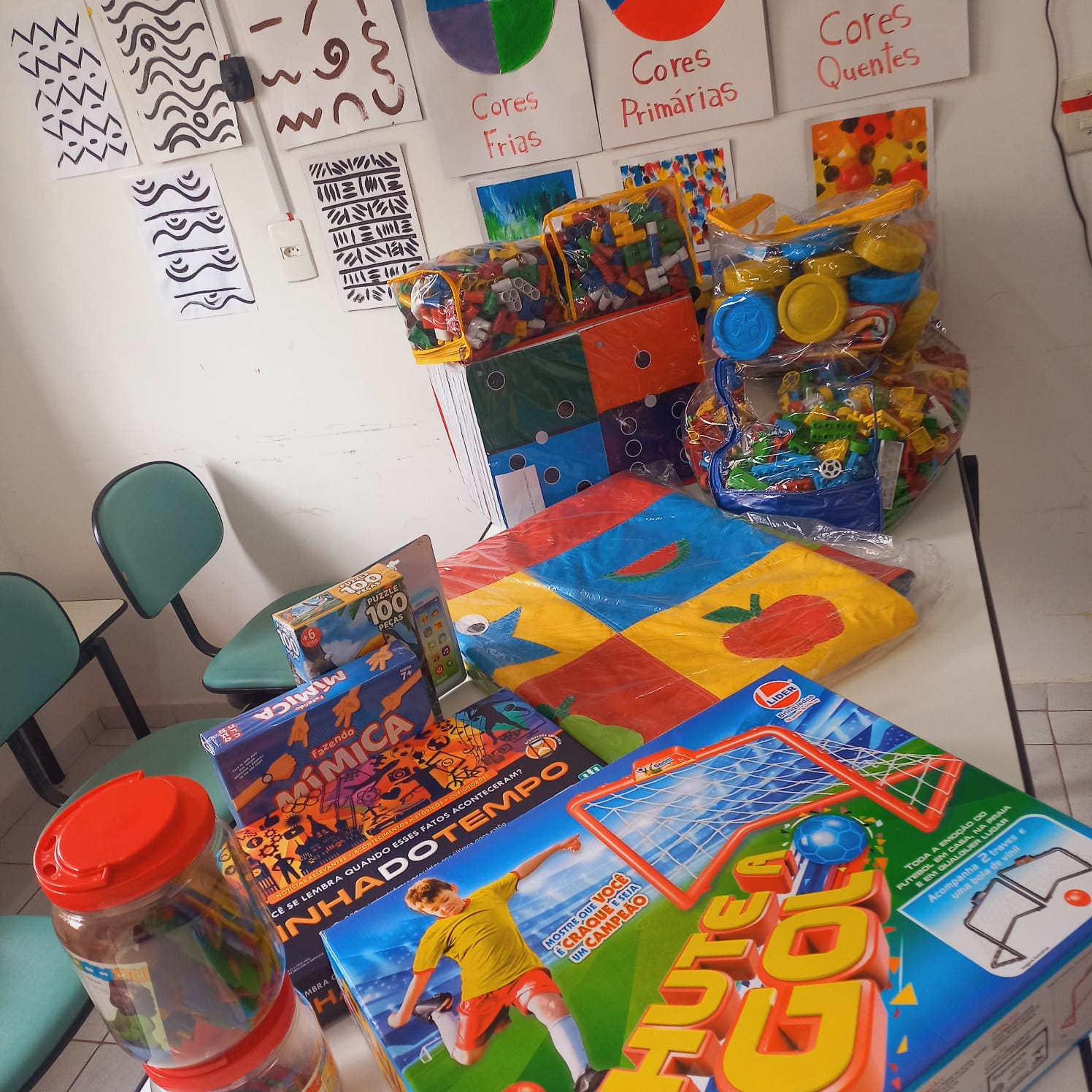 Caps atua na reabilitação com recursos terapêuticos e pedagógicos para promover a reinserção social